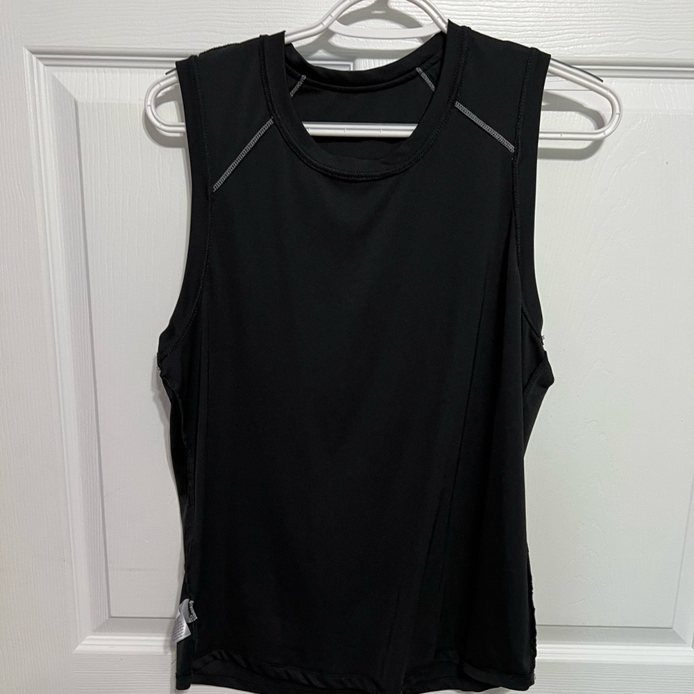 black tank